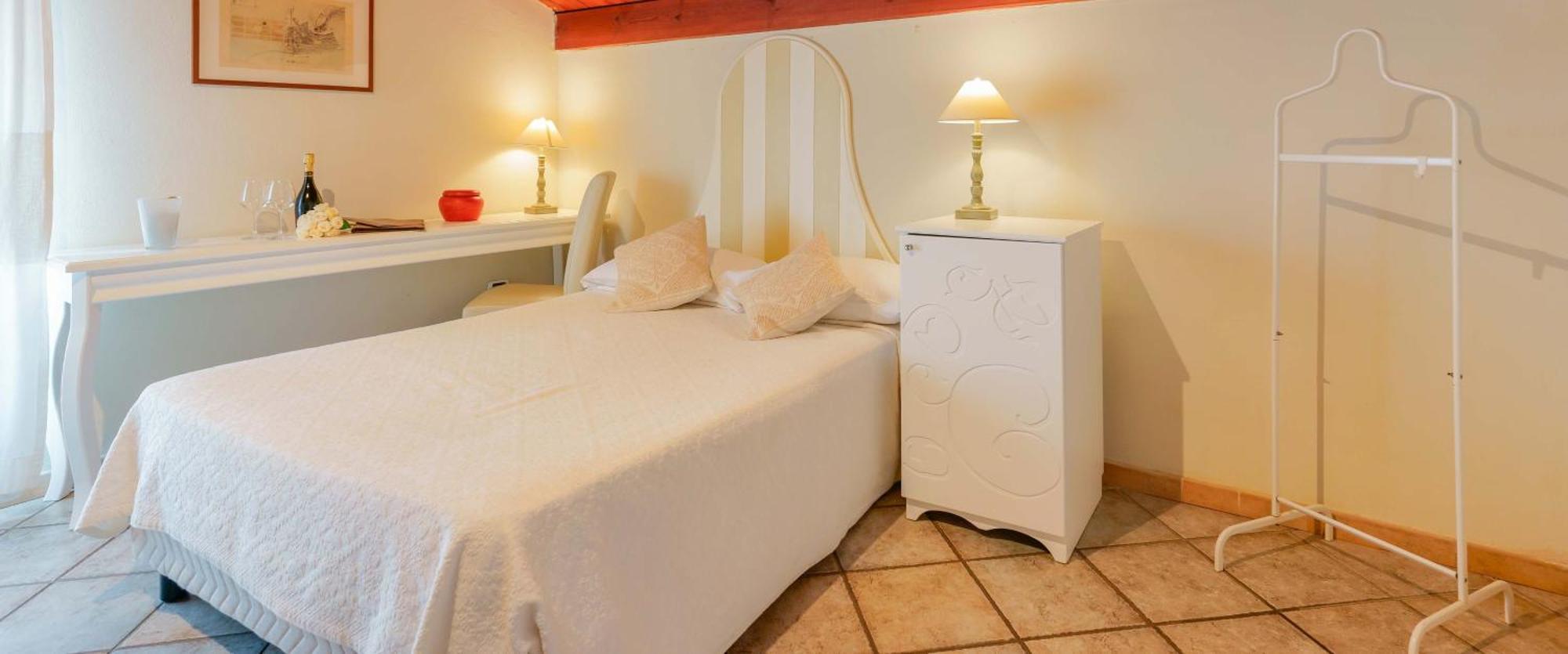 Hotel Palazzo Pischedda Bosa Zimmer foto